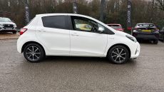 Toyota Yaris 1.5 Hybrid Icon Tech 5dr CVT Hybrid Hatchback
